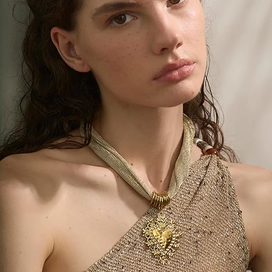 Gold Pendant Necklace