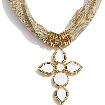 Gold Pendant Necklace