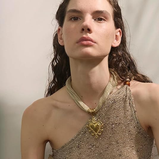 Gold Pendant Necklace